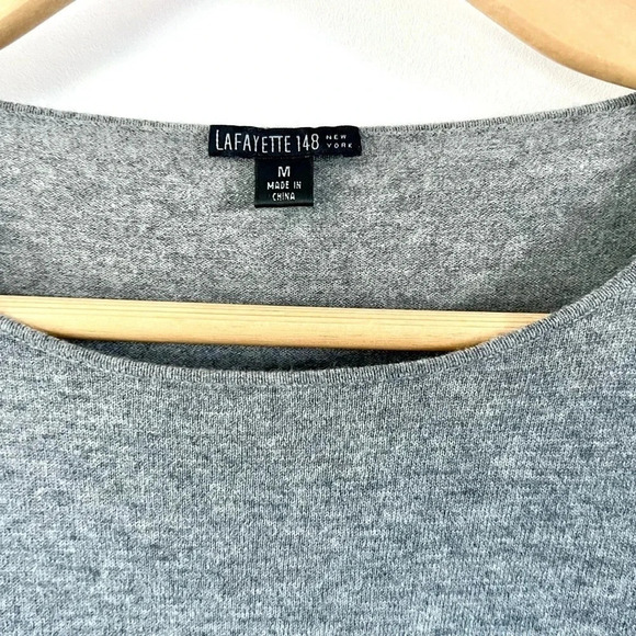 Lafayette 148 New York Grey 100% Wool Pullover Knit Sweater Size Medium - Picture 3 of 9